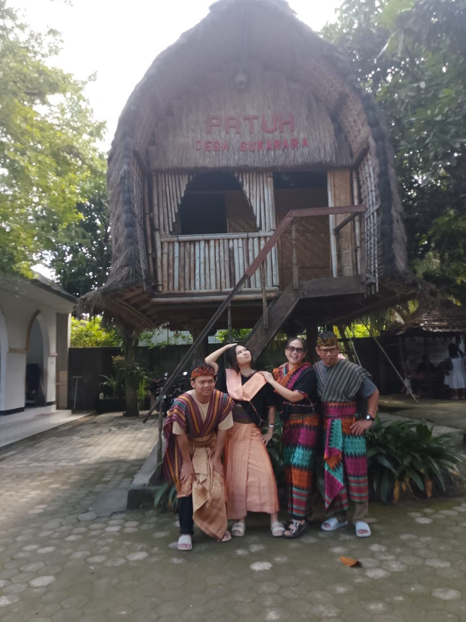 Pengalaman budaya Lombok bersama Lomboklalu